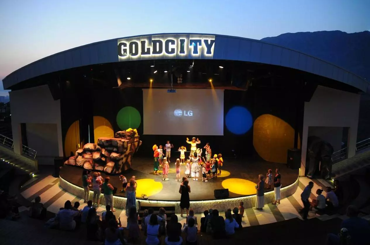 GOLDCITY_SHABAVIZ (24).jpg